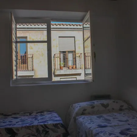 Residencia 14 *