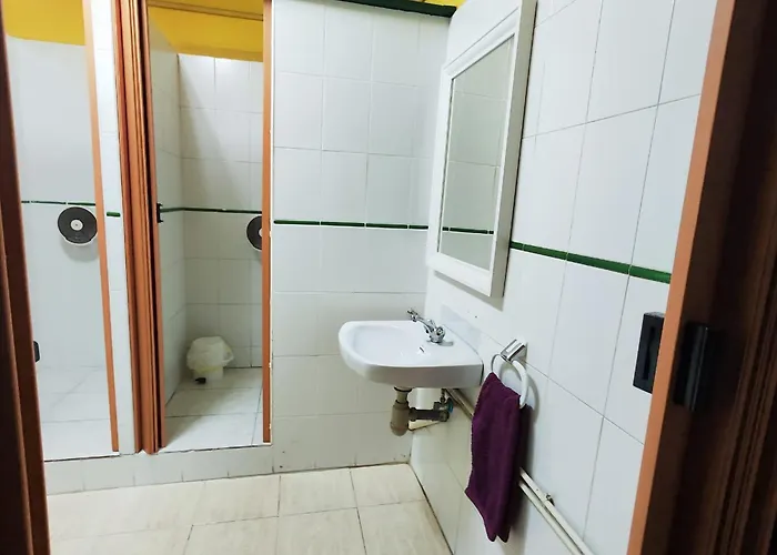 Residencia 14 Hotel *